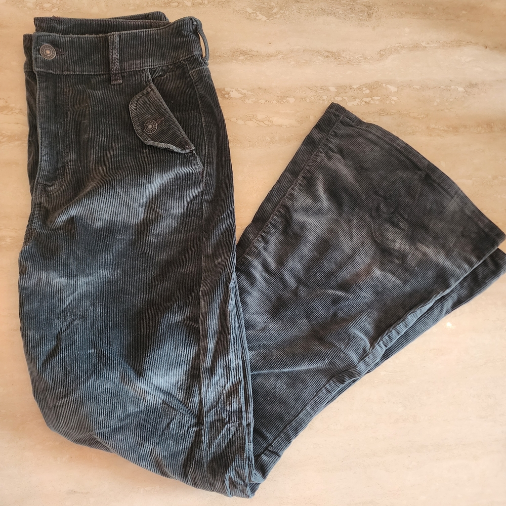American Eagle Outfitters Green Corduroy Flare Jeans